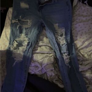 Trendy Ripped Denim Jeans